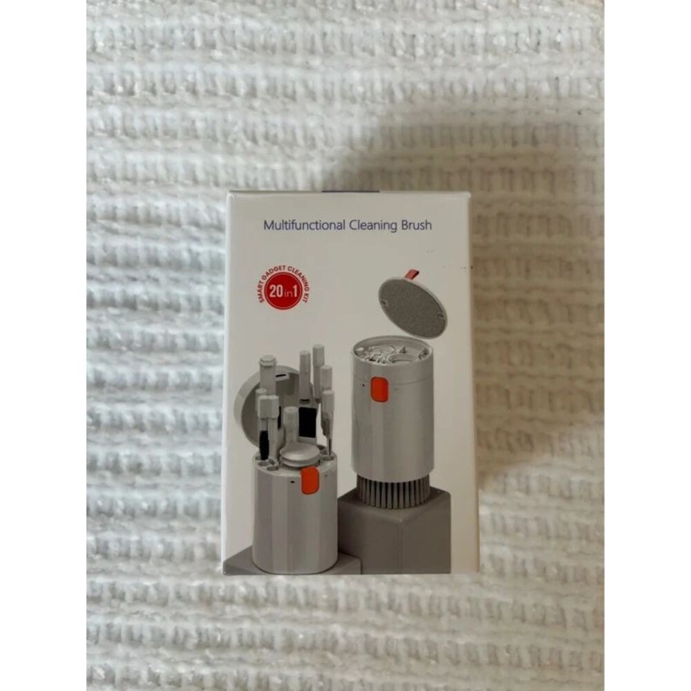 New 20 in 1 Multifunctional Electronic Cleaning Kit (phone, earbud, screens)